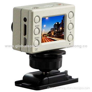 1,080P Language Optional Waterproof Sports DV Camera with 800mAh Battery